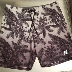 Hurley NWOT Men's Swim Trunks Sz 36